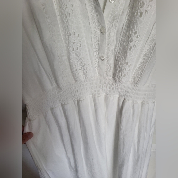 White Ruffled Tiered Sundress with Puff Sleeves - Picture 6 of 7